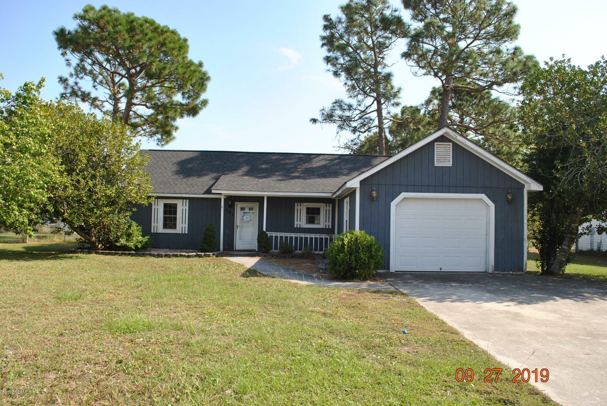 Property Photo:  304 Foxtrace Lane  NC 28539 