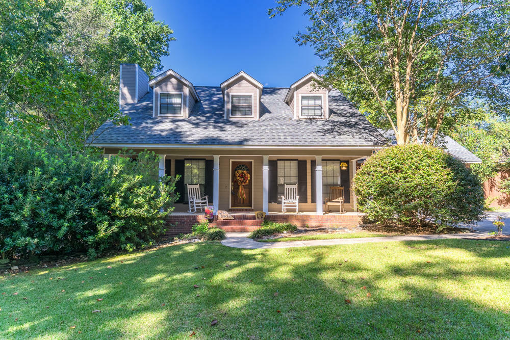 Property Photo: 65 Poplar Dr. MS 39402