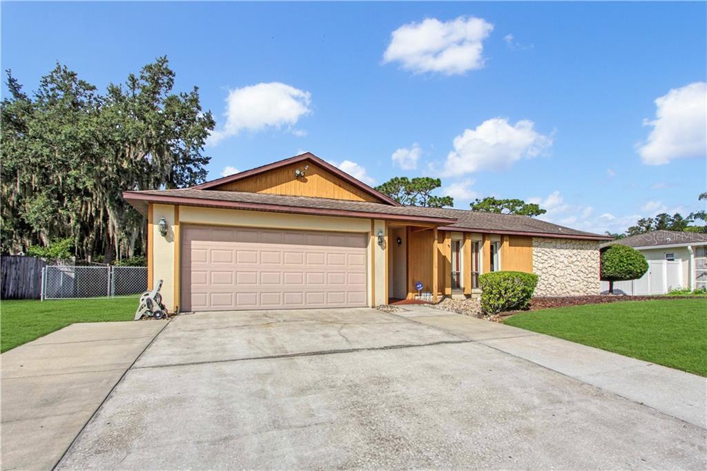 Property Photo: 836 Royalton Road FL 32825