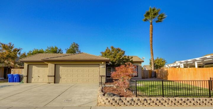 1245 Hiddenwood Drive  Galt CA 95632 photo