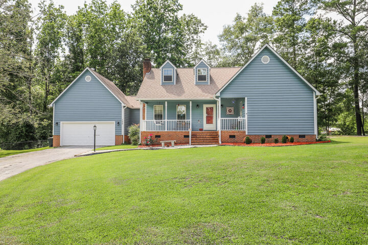 125 Diplomat Lane  Jacksonville NC 28546 photo