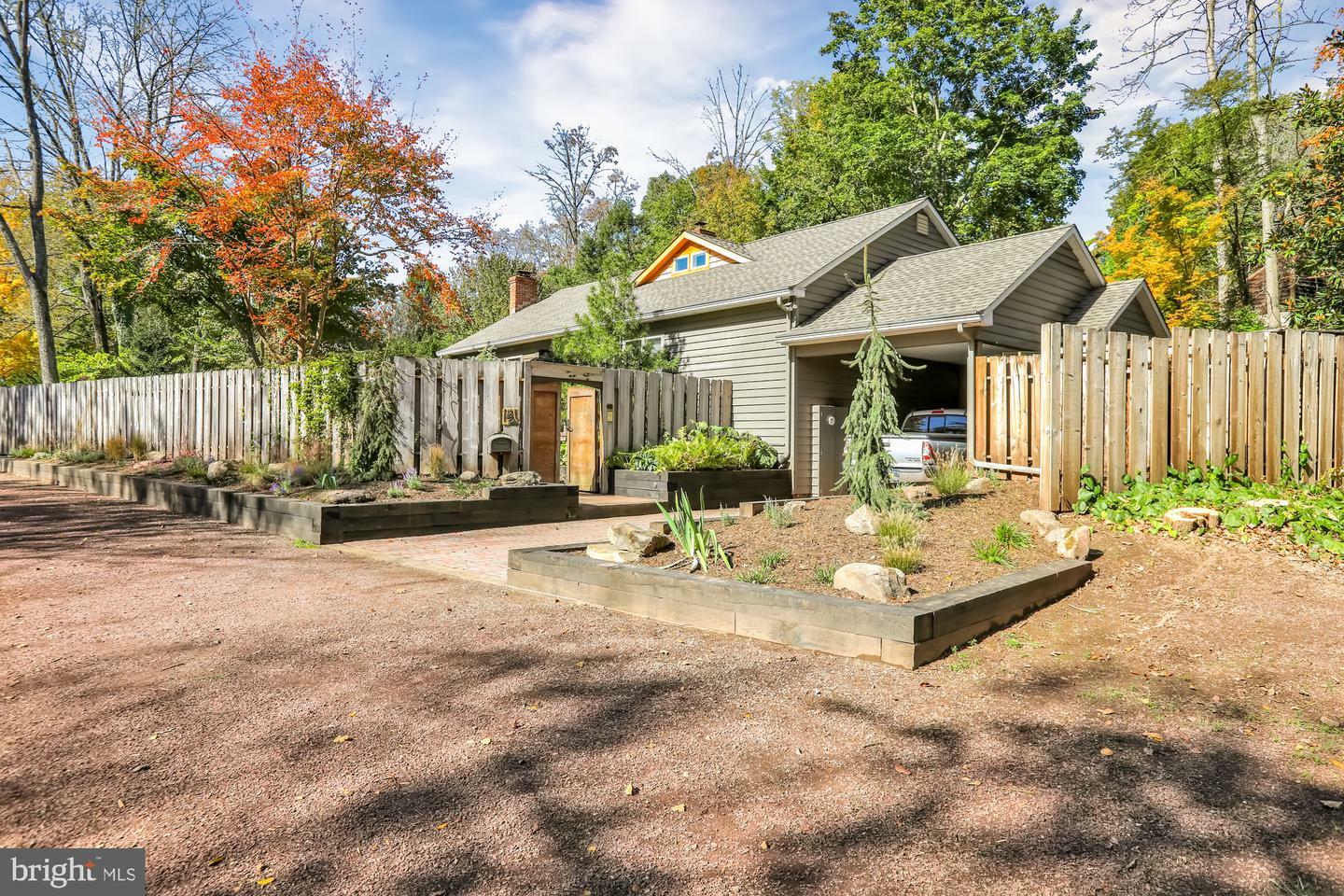 Property Photo: 41 Kiltie Drive PA 18938