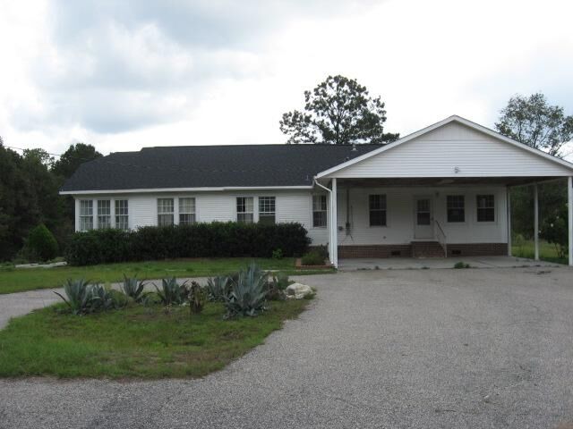 Property Photo: 592 Moselle-Oak Grove Rd. MS 39437