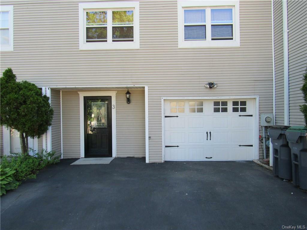 Property Photo:  3 W Brookside Drive  NY 10926 