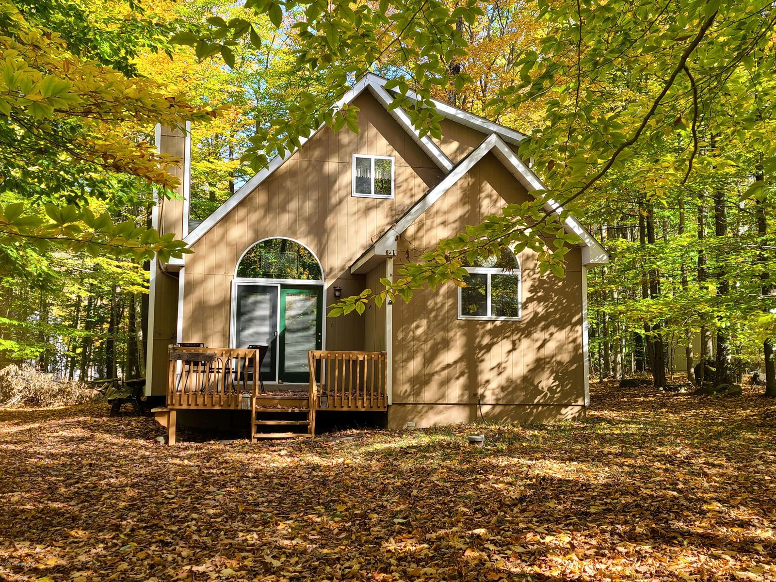 Property Photo: 117 Chitimacha Drive PA 18347