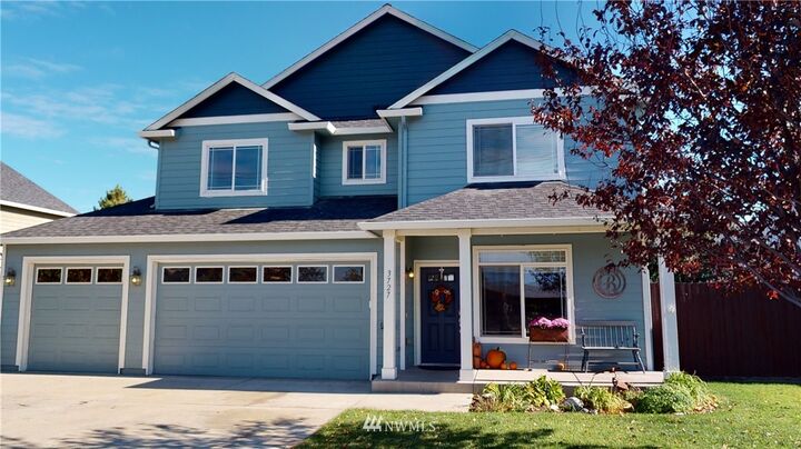 Property Photo:  3727 W Lakeshore Drive  WA 98837 