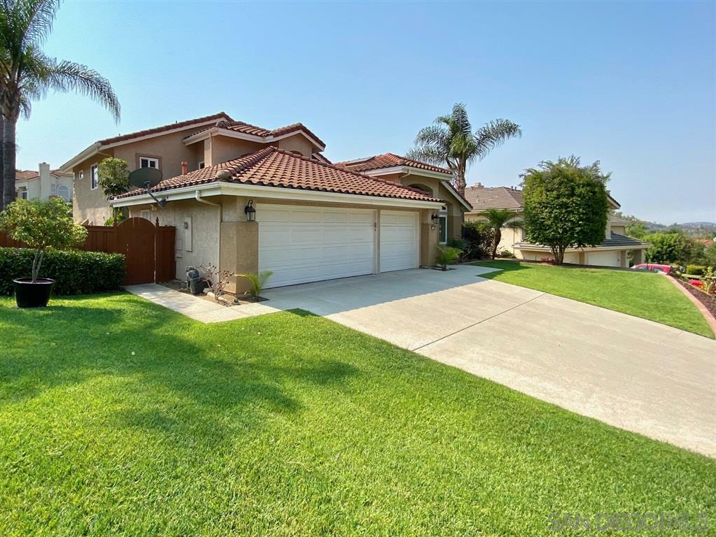 Property Photo:  1988 Monarch Ridge Cir  CA 92019 