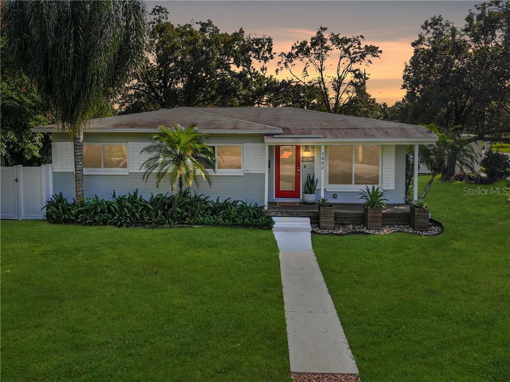 Property Photo:  2802 E Pine Street  FL 32803 