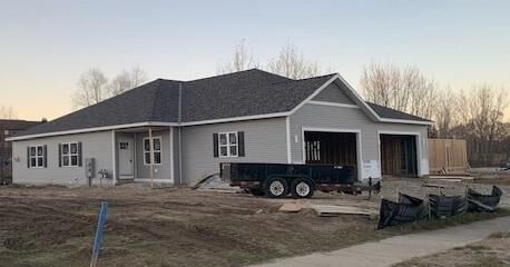 Property Photo:  1314 Daisy Dr  WI 53090 