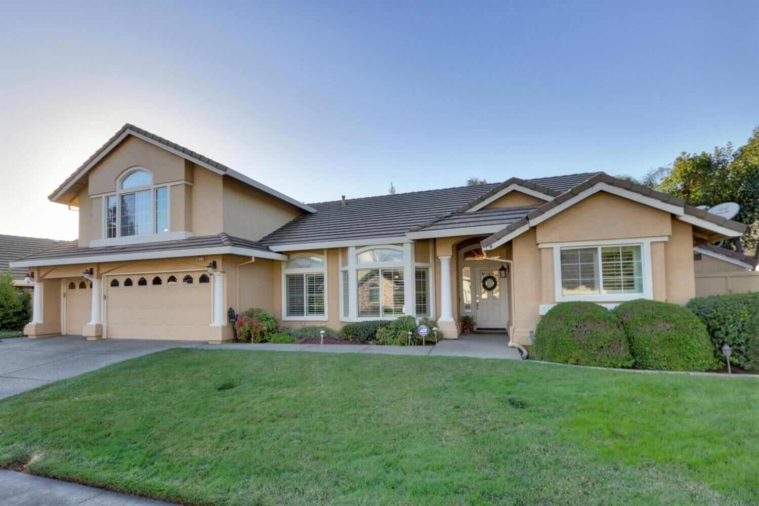 Property Photo:  9211 Camden Lake Way  CA 95624 