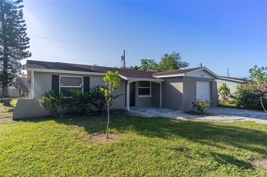 Property Photo: 6025 Florida Circle S FL 33572