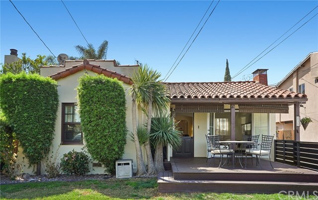 Property Photo:  139 Albert Place  CA 92627 