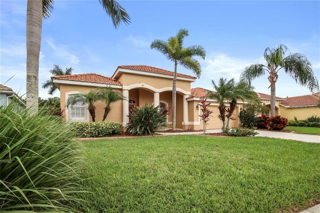 Property Photo:  1944 Coconut Palm Circle  FL 34288 