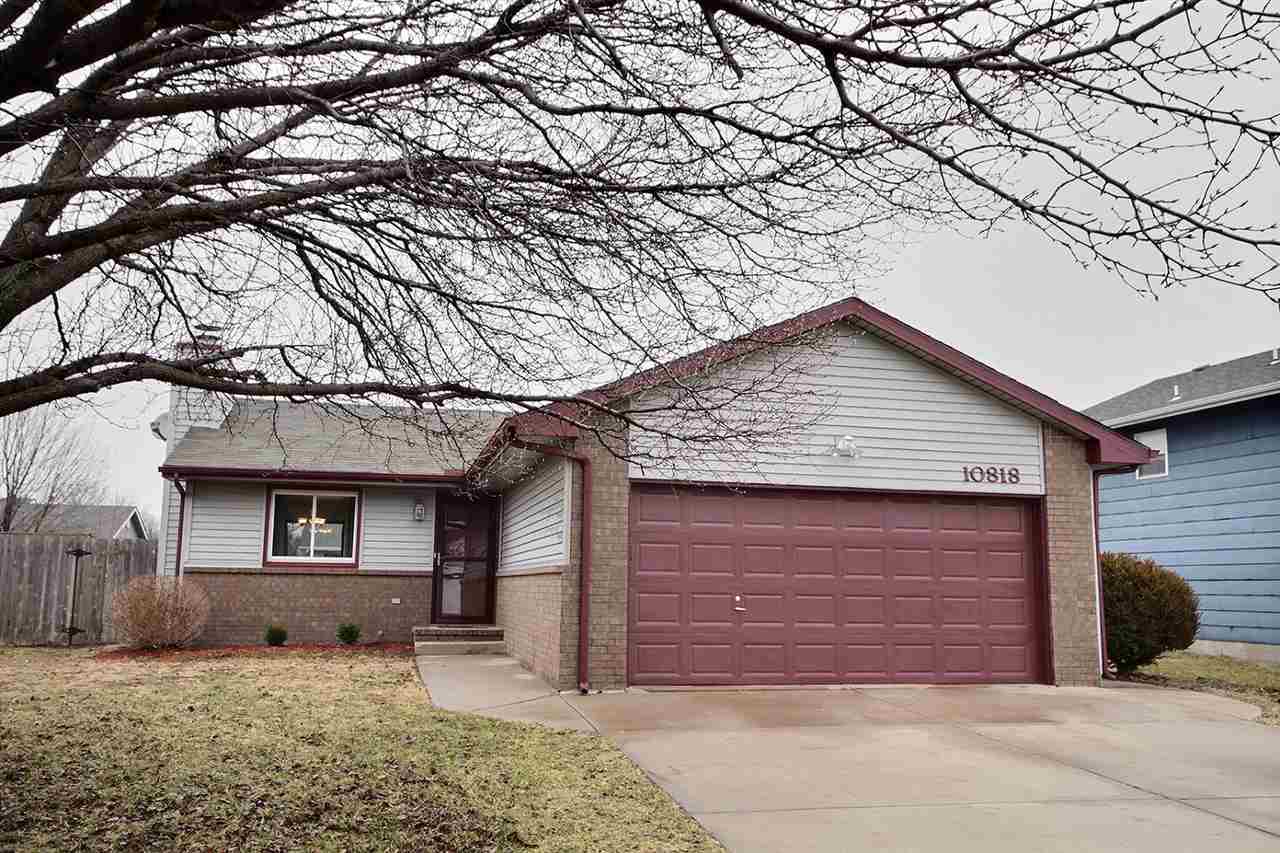 10818 W Blake Cir  Wichita KS 67209 photo