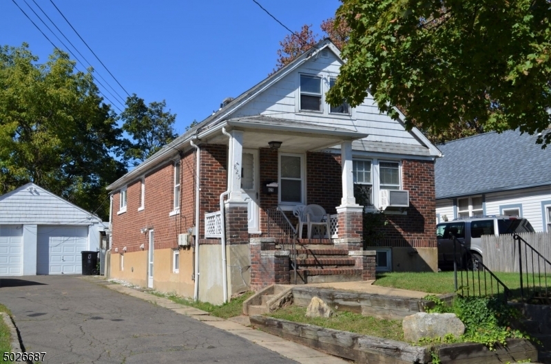 Property Photo:  825 E 3rd St  NJ 07062 