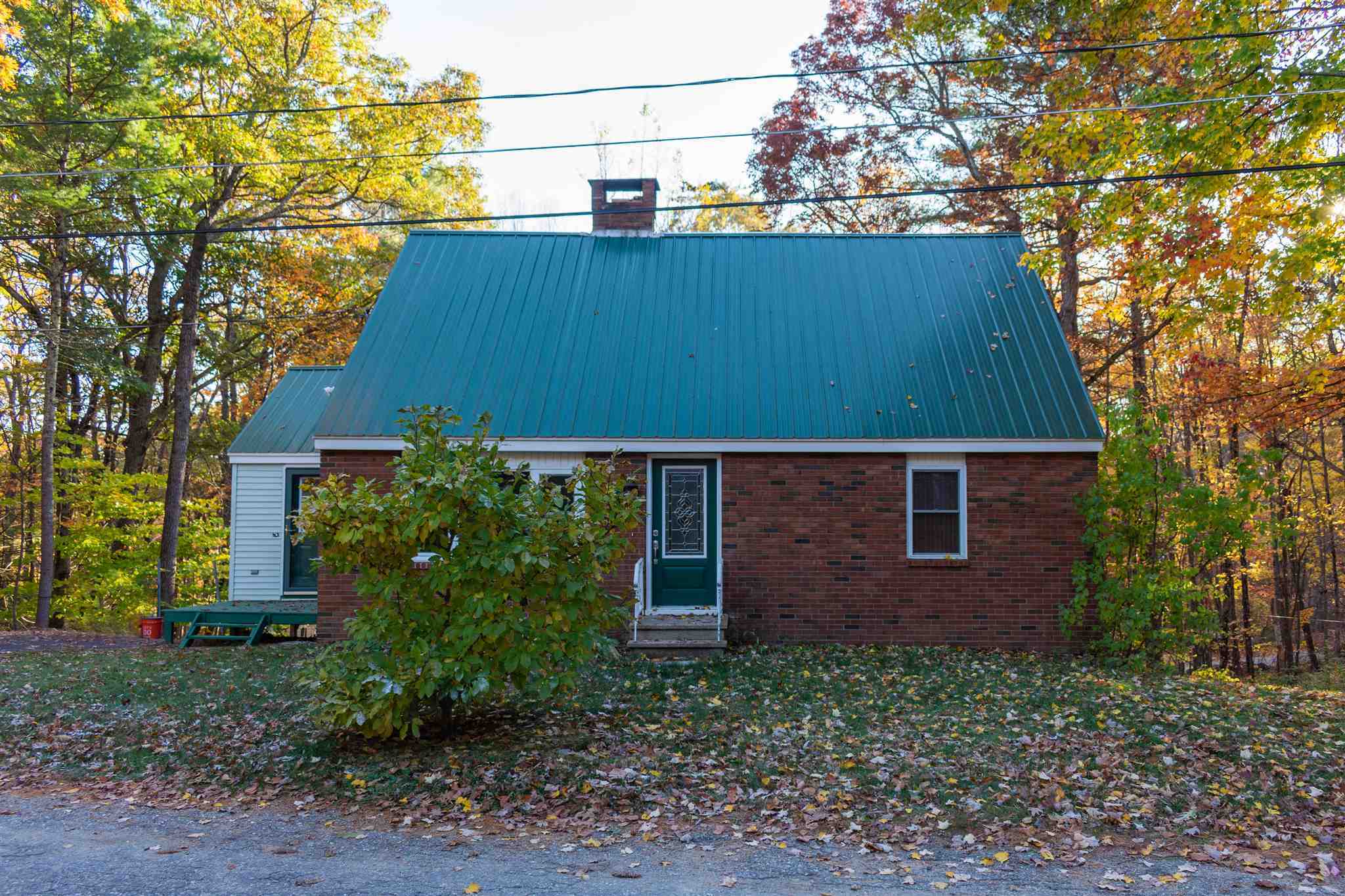 Property Photo:  145 Lakeside Oaks Drive  NH 03825 