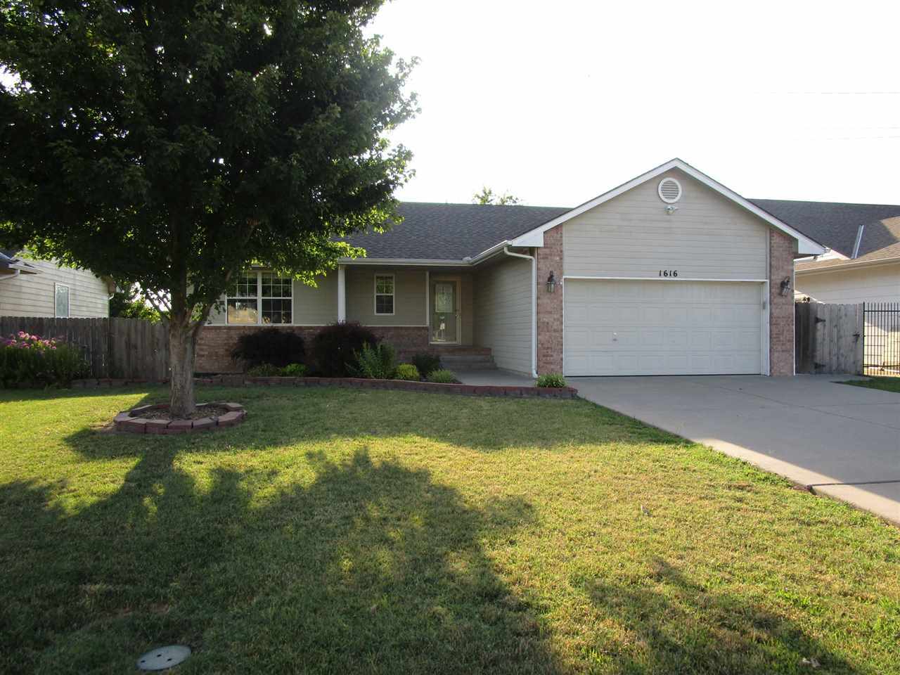 Property Photo:  1616 S Todd Cir  KS 67207 