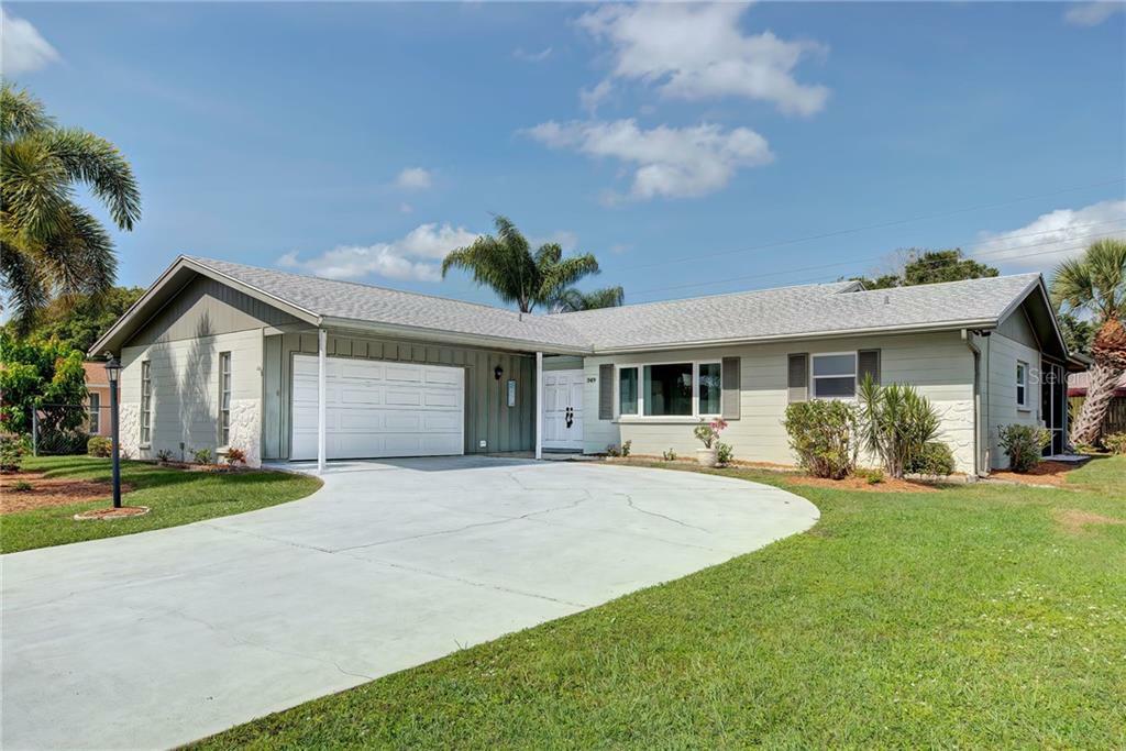 Property Photo:  549 Glen Oak Road  FL 34293 