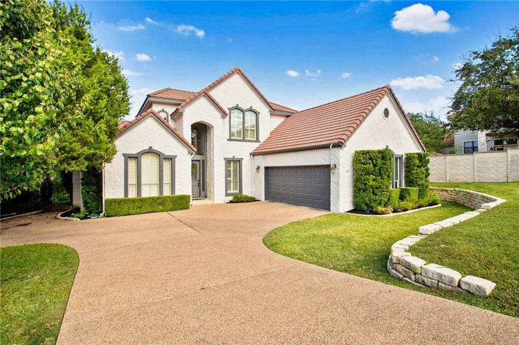 Property Photo:  13 The Hills Drive  TX 78738 