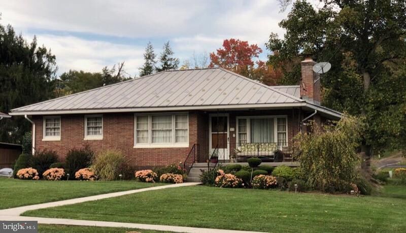 Property Photo: 77 Lavale Court MD 21502