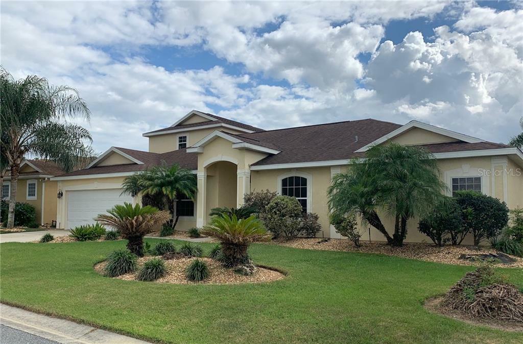 Property Photo: 4955 NE 124th Road FL 34484