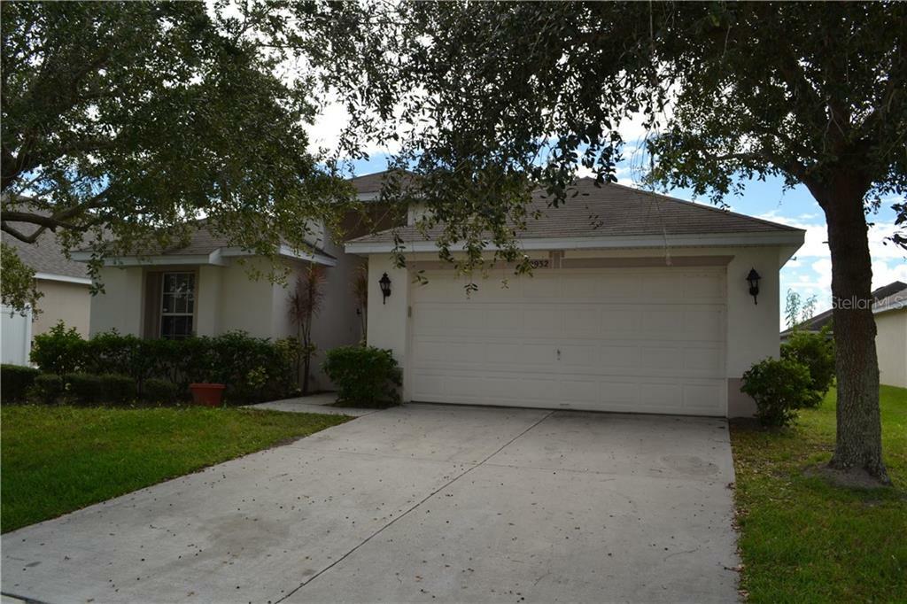 Property Photo:  2932 Conner Lane  FL 34741 