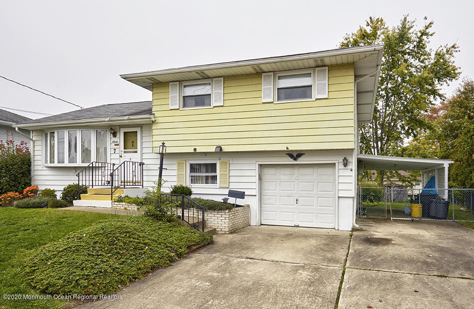 Property Photo:  7 Evergreen Lane  NJ 08690 