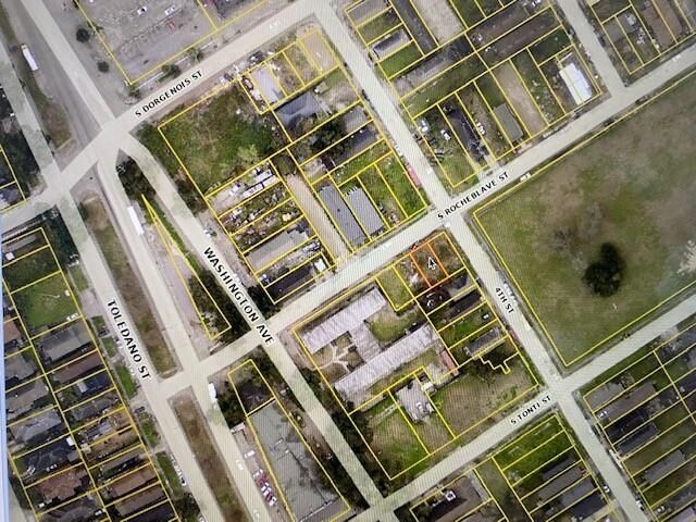 Property Photo: 2704 S Rocheblave Street LA 70125