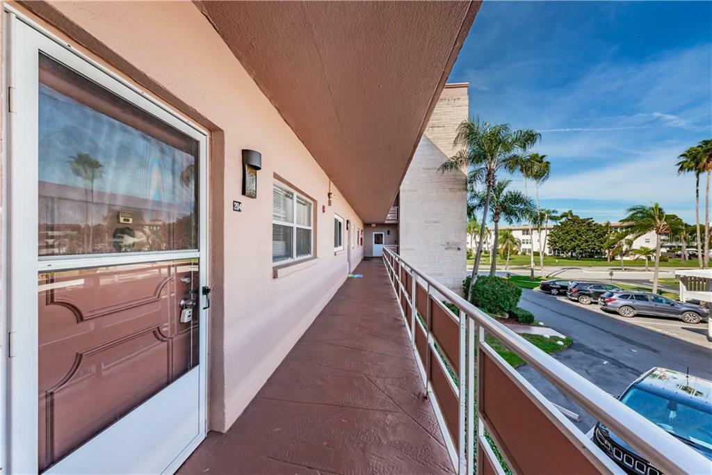 Property Photo: 5521 80th Street N 204 FL 33709