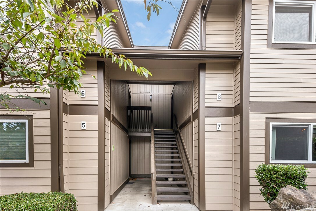 Property Photo: 4709 176th St SW C7 WA 98037