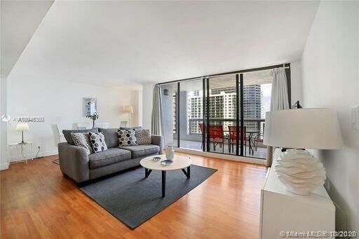 Property Photo:  1717 N Bayshore Dr A-3340  FL 33132 