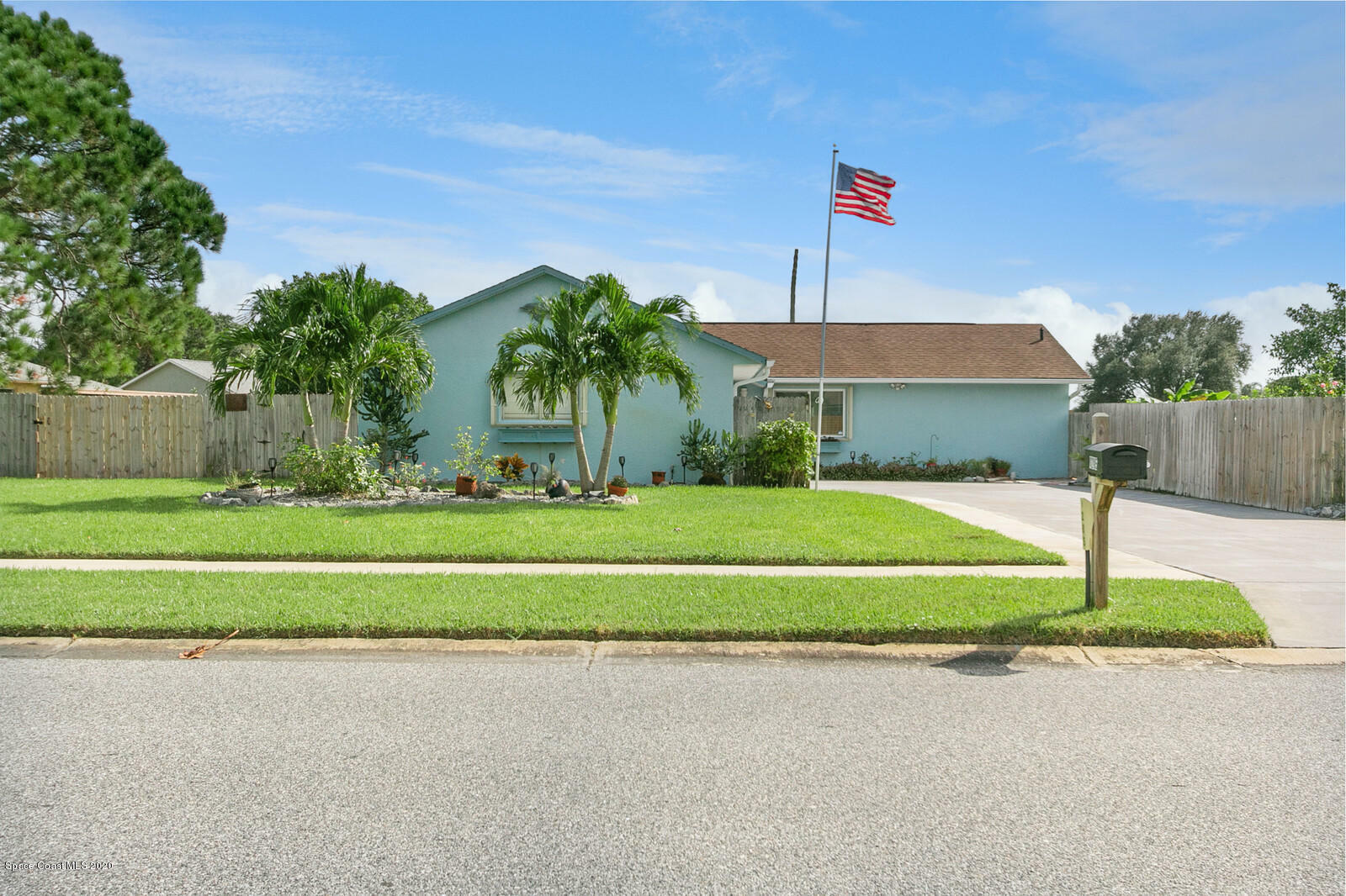 Property Photo:  1285 Martin Boulevard  FL 32952 