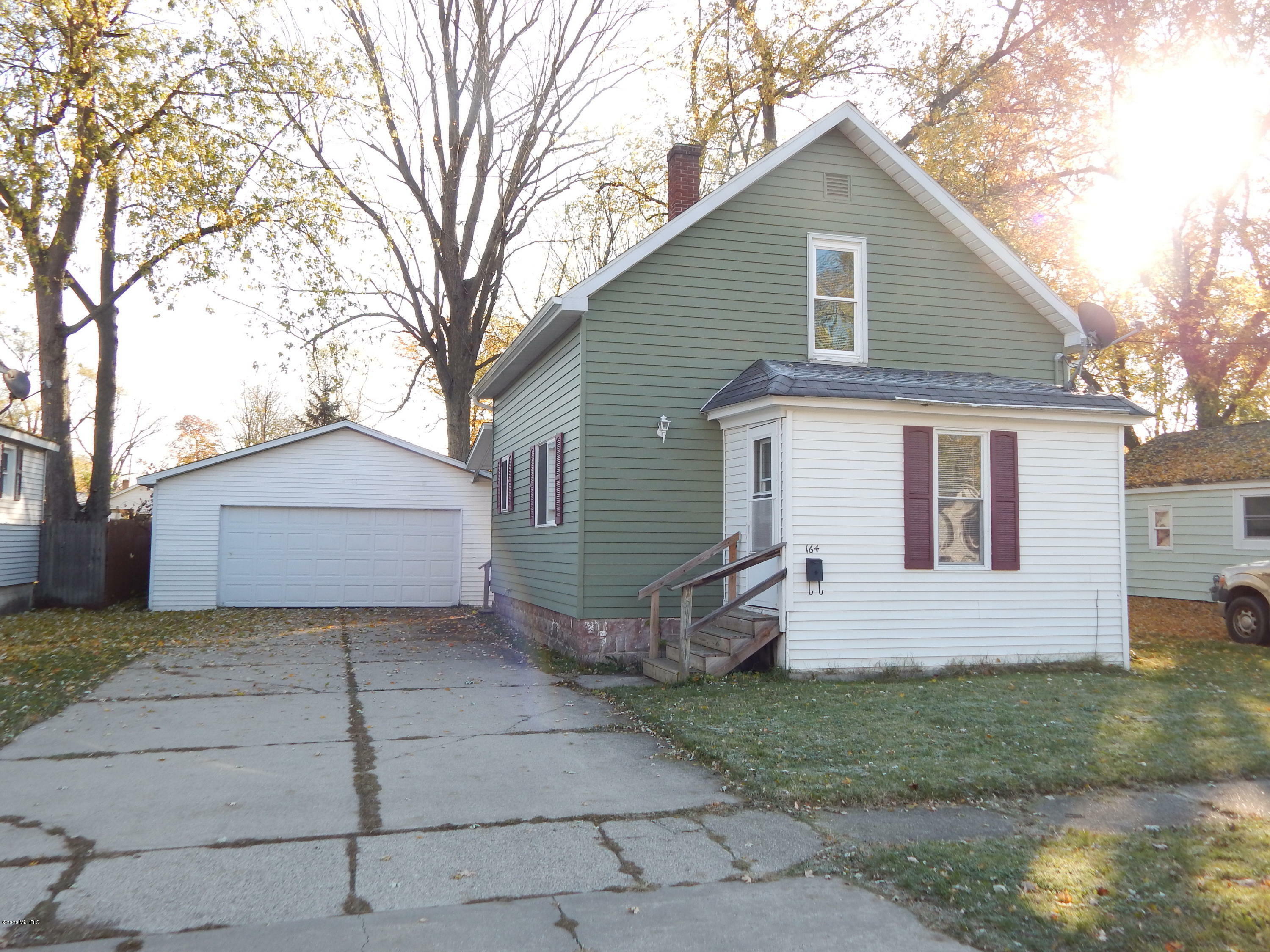 Property Photo:  164 Loomis Street  MI 49345 