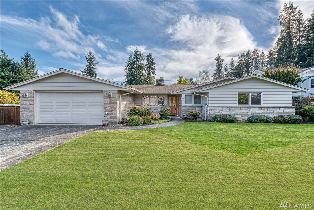 Property Photo:  670 Monterey Lane  WA 98466 