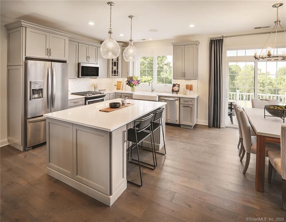 Property Photo:  79 Brentwood Circle 57  CT 06810 