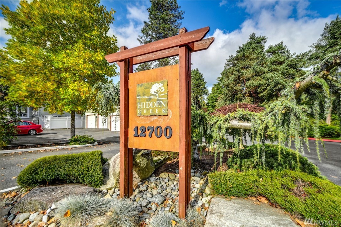 Property Photo: 811 126th Place NE A205 WA 98005