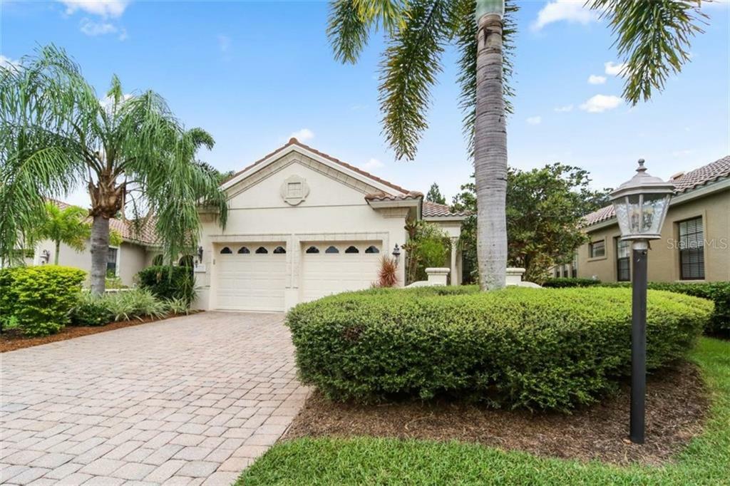 Property Photo:  7115 Presidio Glen  FL 34202 