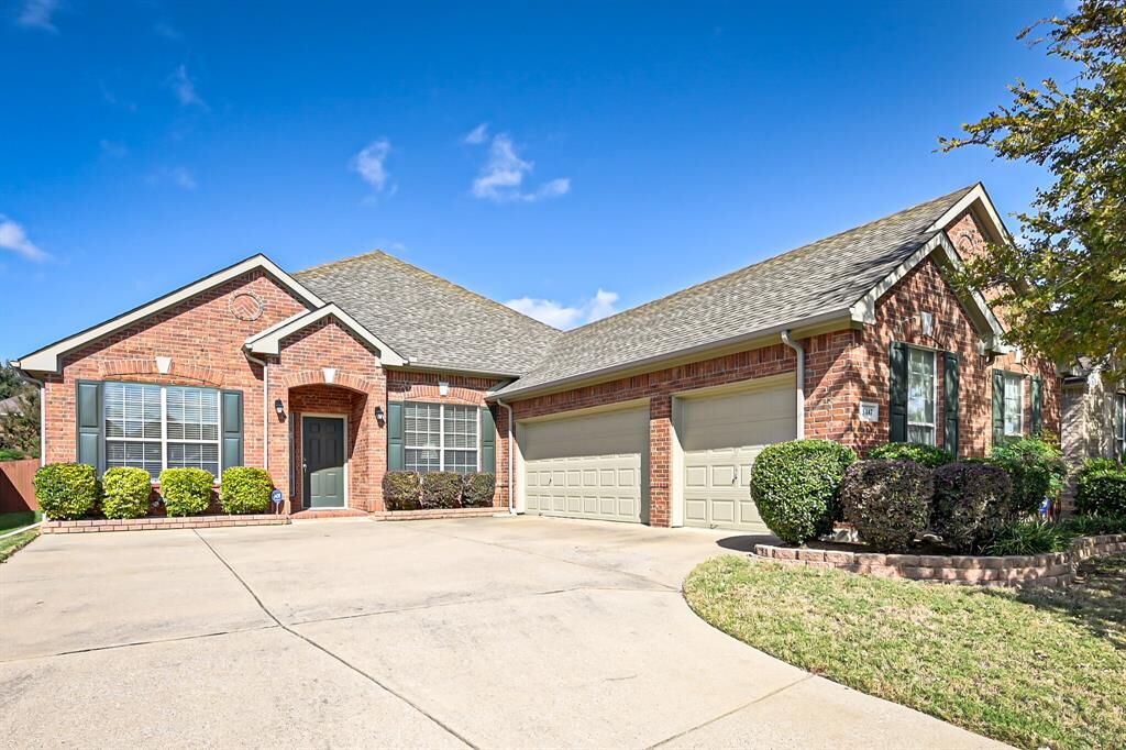 Property Photo: 5447 Brazoria Drive TX 75052