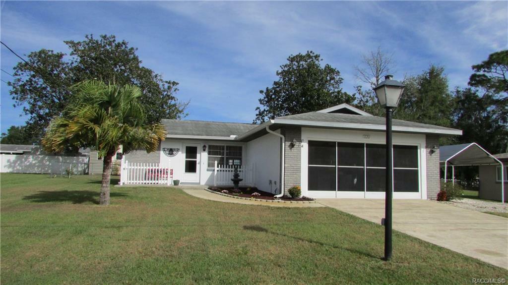 Property Photo:  620 Pineaire Street  FL 34452 