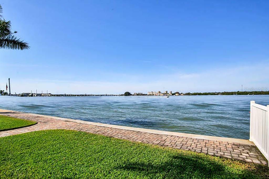 Property Photo:  858 Bay Point Drive  FL 33708 