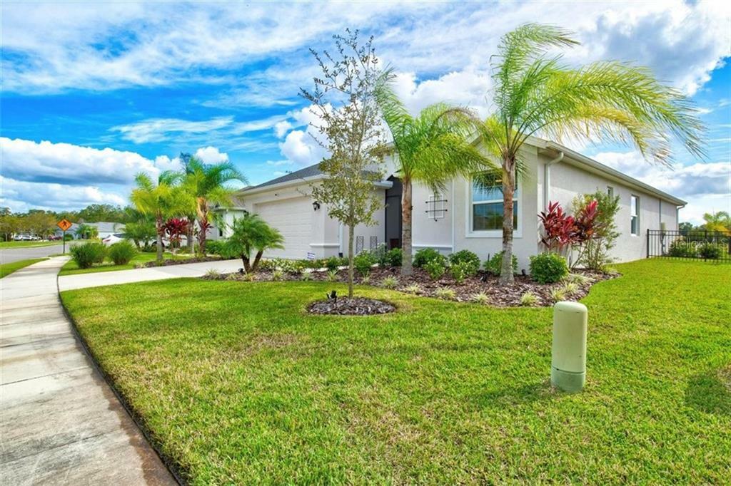 Property Photo:  12409 Glenridge Lane  FL 34219 