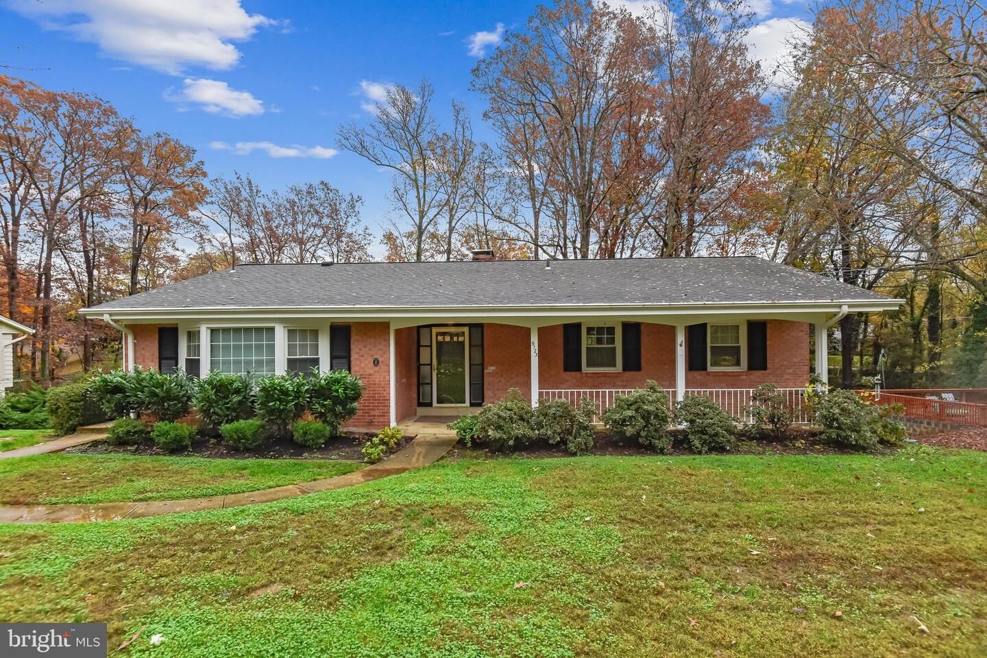 Property Photo:  9123 Volunteer Drive  VA 22309 