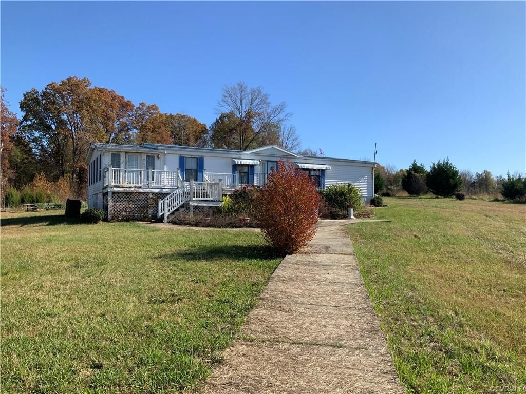 Property Photo:  30 Pleasant Valley Road  VA 23901 