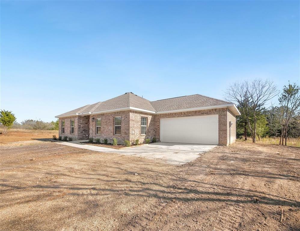 Property Photo:  1001 County Rd 3048E  TX 75109 