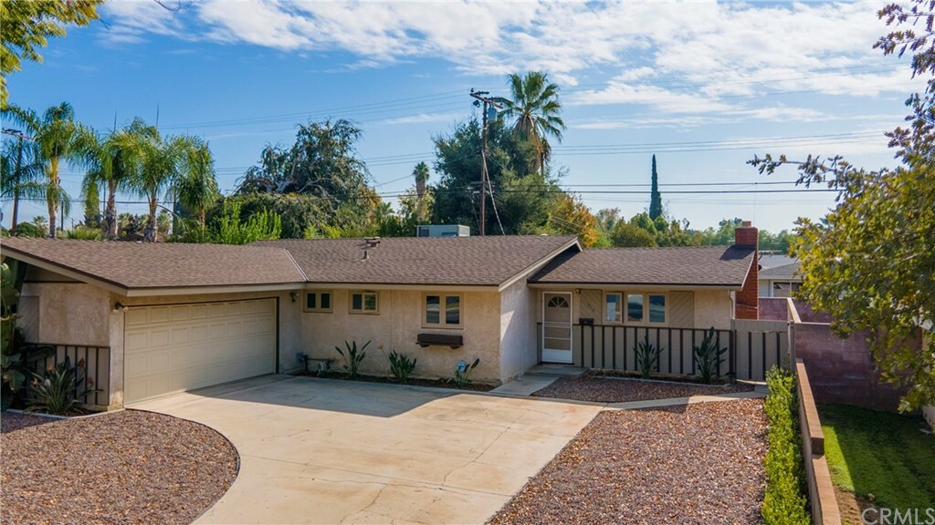 Property Photo:  1310 E Colton Avenue  CA 92374 