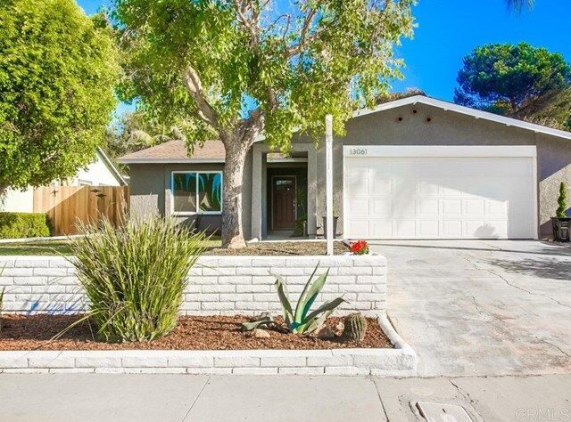 Property Photo: 13061 Via Del Valedor CA 92129