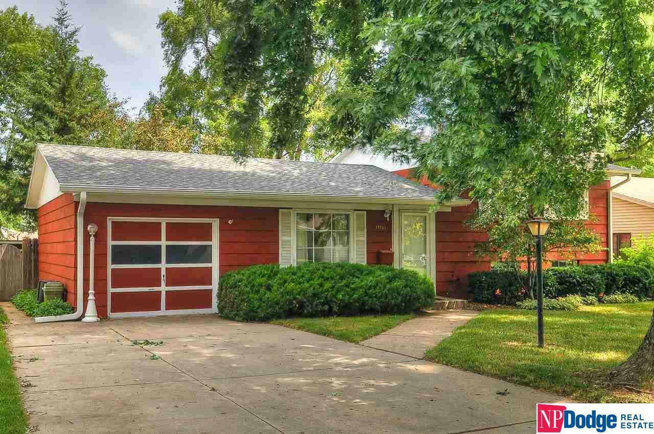 11110 Harney  Omaha NE 68154 photo