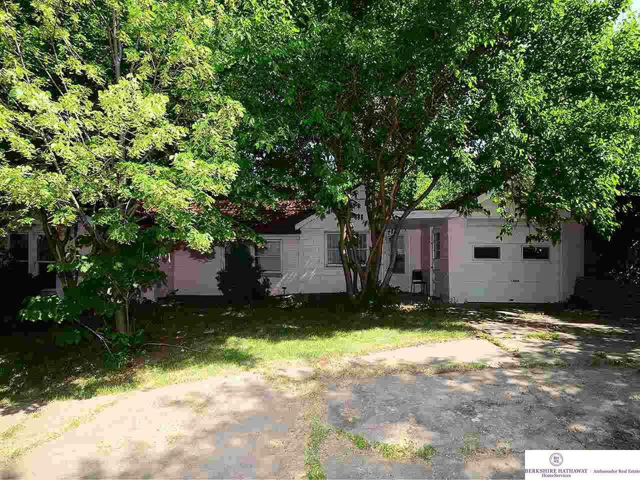 Property Photo:  7210 Blondo  NE 68134 