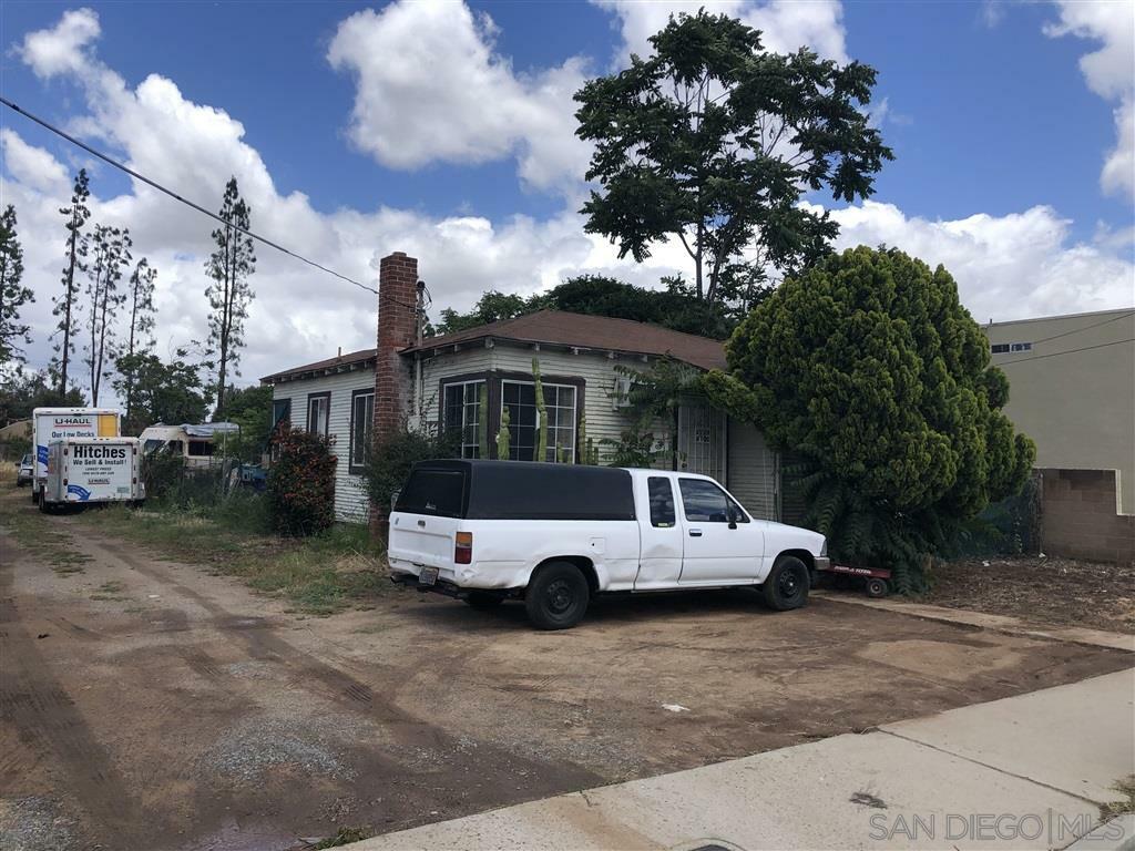 Property Photo:  330 Wisconsin Ave  CA 92020 