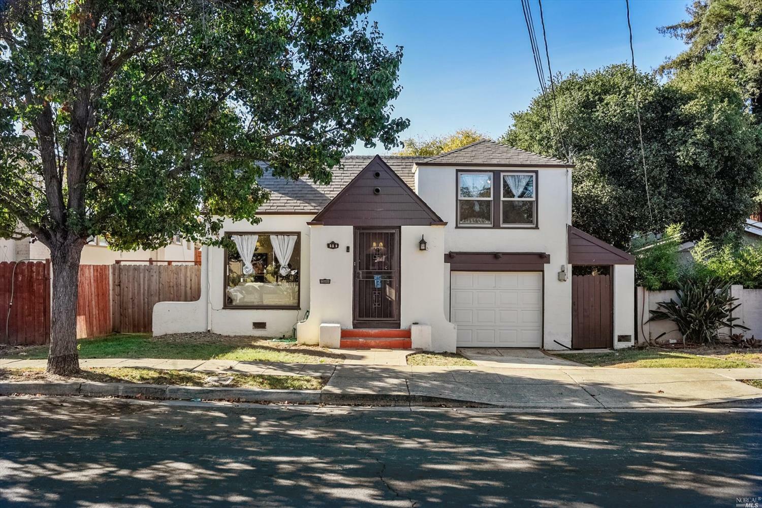 Property Photo:  511 Central Avenue  CA 94590 